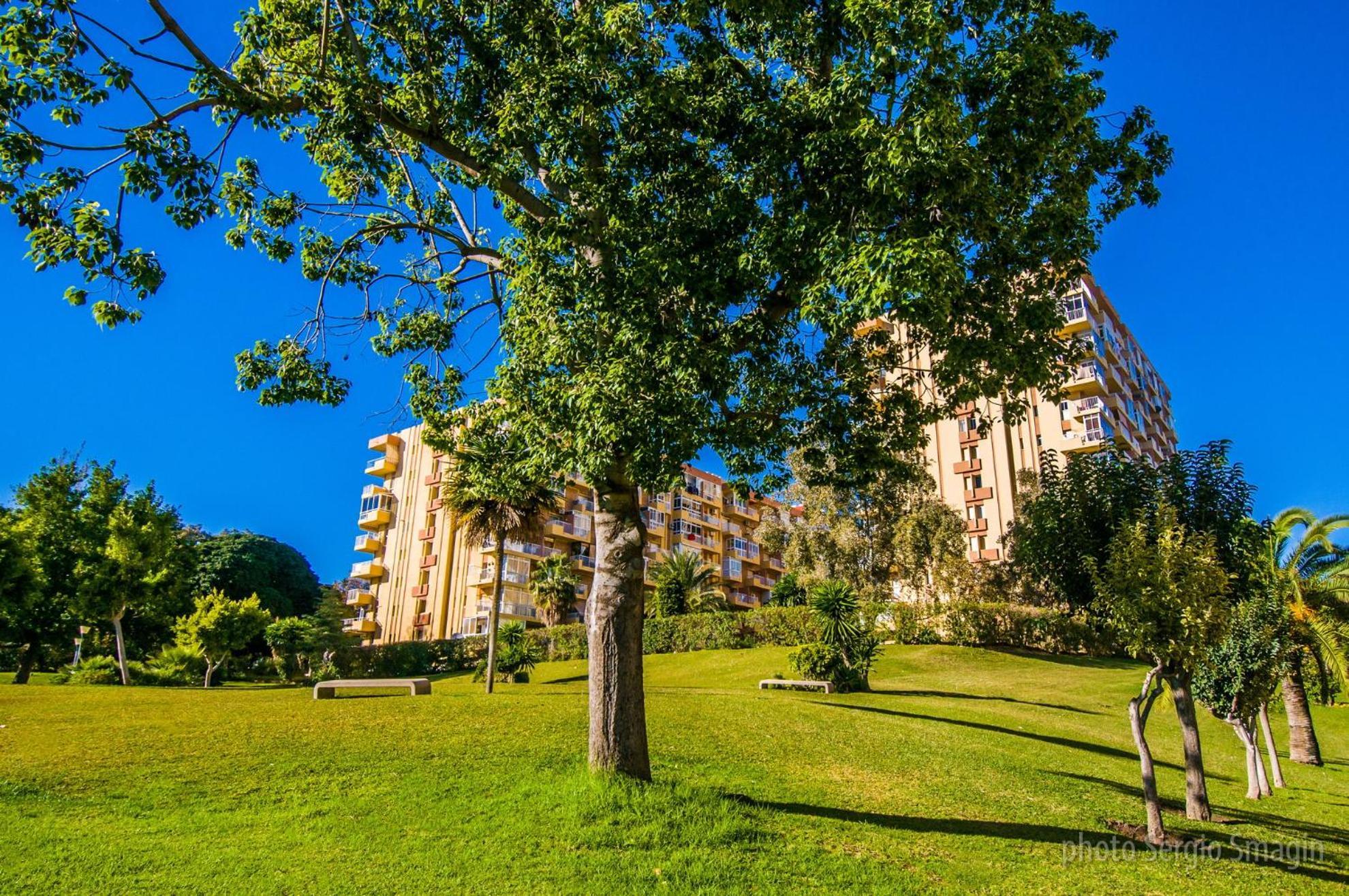 36 Júpiter Apartamento - Vista al jardín y la piscina - Excelente wifi Benalmádena Exterior foto